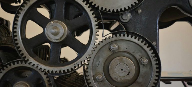 次世代ITインフラを支える要役TOSAとコネクタ技術の最前線解説