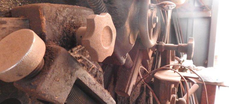 知らずに機器が壊れるその時コネクタの罠とICソケットの真実を暴く 知らずに機器が壊れるその時コネクタの罠とICソケットの真実を暴く