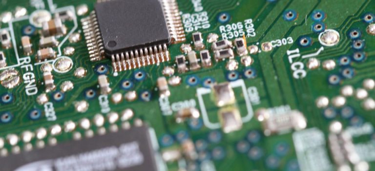 もしコネクタが消えたら世界はどう崩壊するのか誰も知らない規格地獄への招待